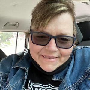 Meet your Posher, Constance